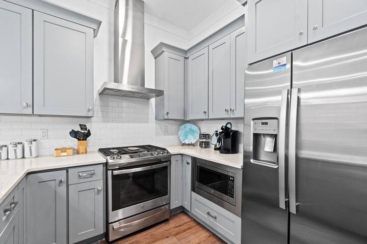 Lakeview Townhome Near 30a Beaches & Pool Access - Santa Rosa Beach, FL
