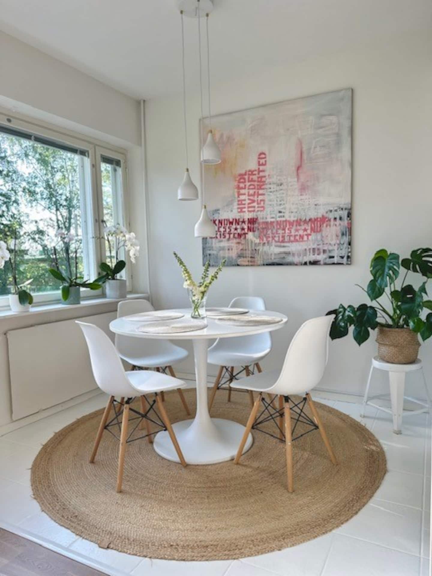 Spacious Apartment, Free Parking 3