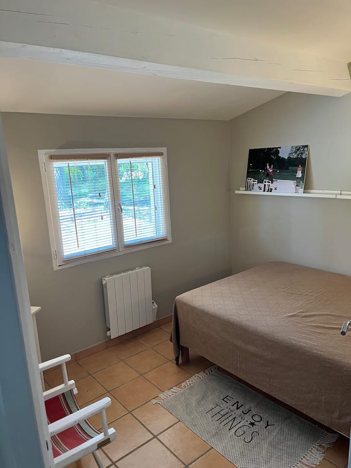 Maisonnette Sous Les Pins - Ventabren