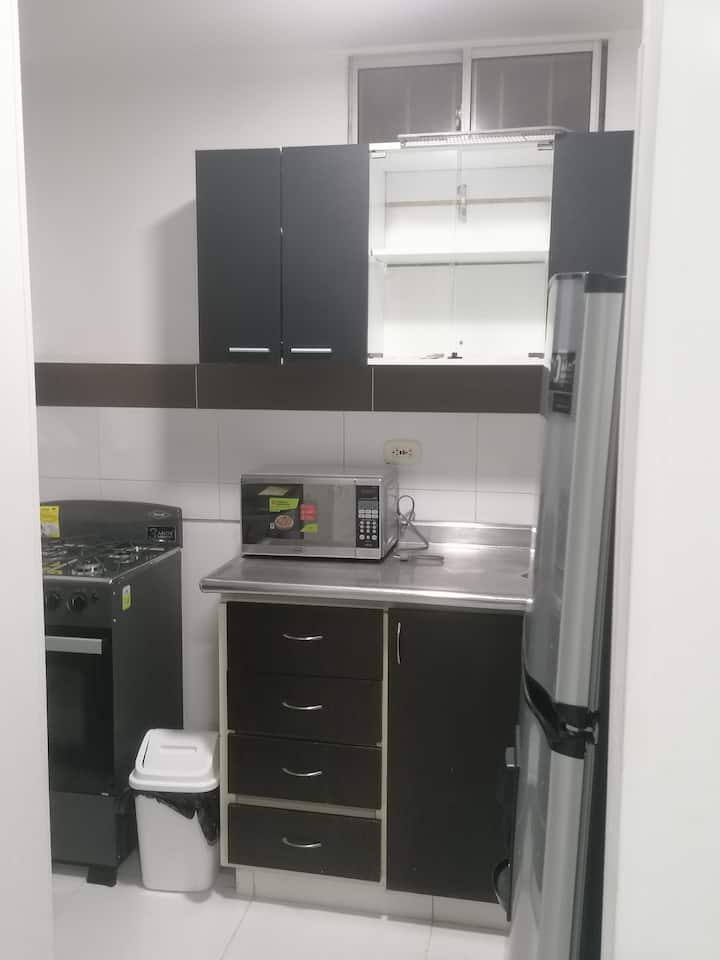 Apartamento Amoblado, 3 Cuartos - Santa Marta