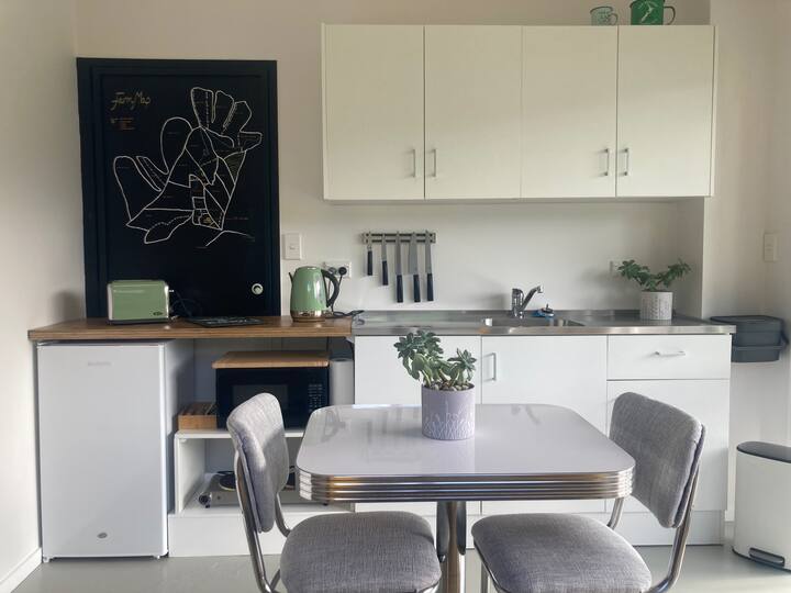 Whakawhiti. 
Farm Stay - Russell