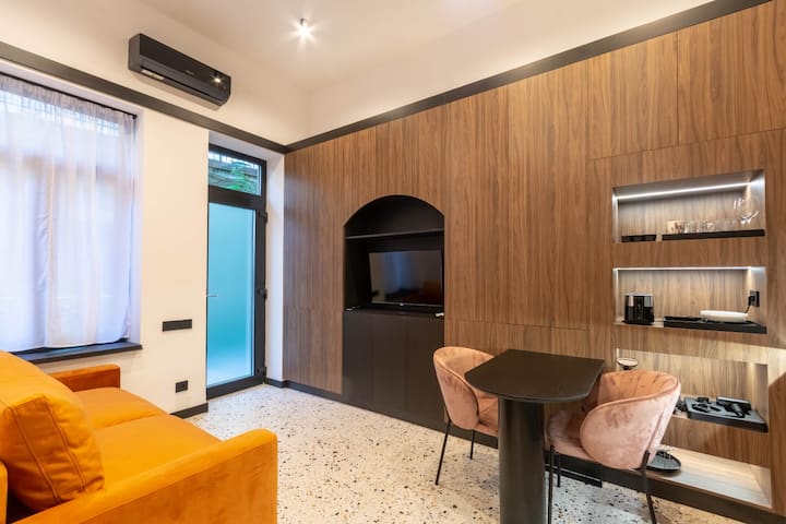 Jais Home-moon Apartment-old Town/muzeului Square - Cluj-Napoca