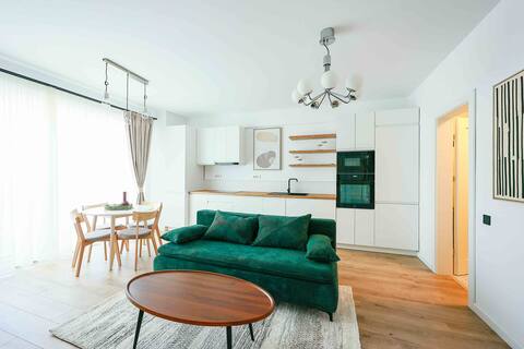 Nicolle Residence
