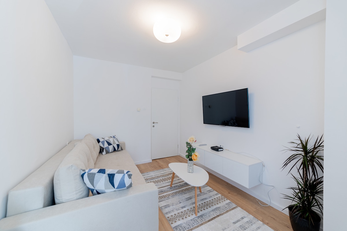 Old Town Vakat Modern 1-Bedroom Apartment