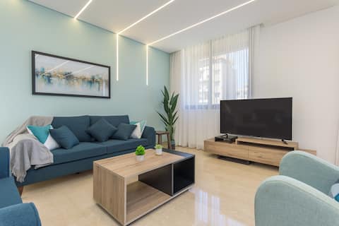 Open View 3-BR Flat in Antelias