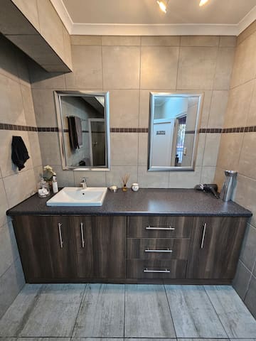 listing_image