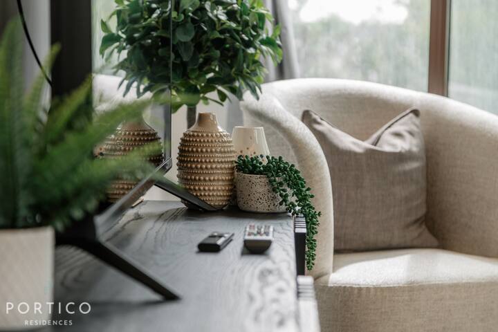 Stunning 3 bedroom apartment with swimming pool gallery image 5