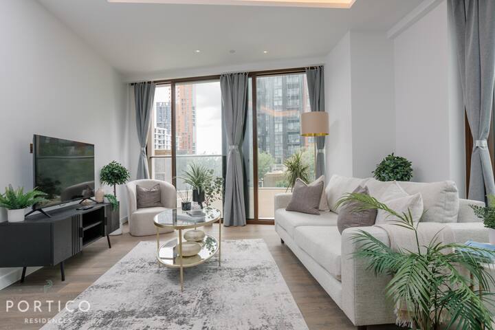 Stunning 3 bedroom apartment with swimming pool gallery image 2