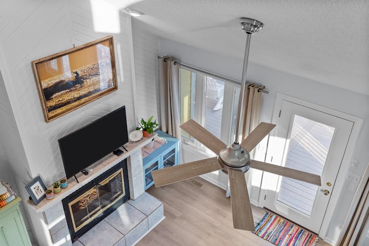 Welcome To The "Surf House"! - Cedar Point, NC