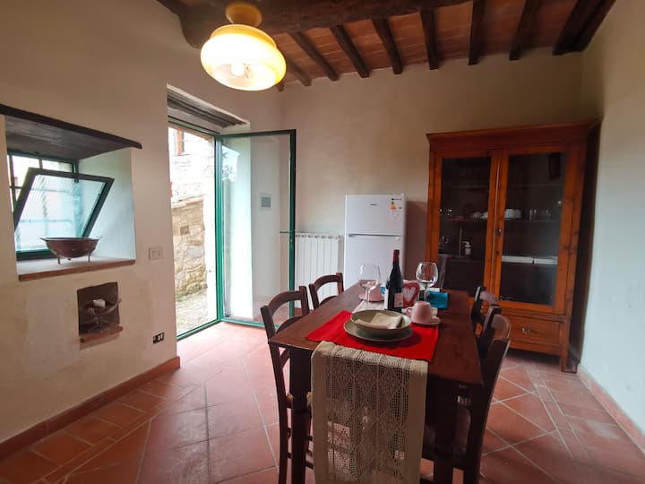 Lovely Stone Attic • Casa Valeriana - Radda in Chianti