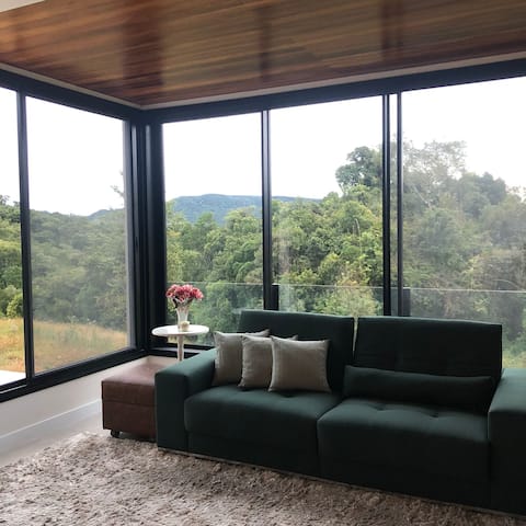 Top Airbnb: Nature and Comfort: House in Rancho Queimado in Rancho Queimado