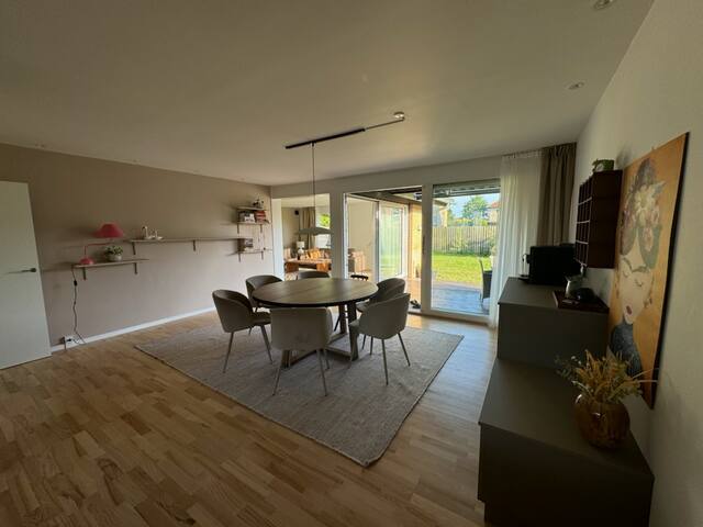 Stor villa – centralt i byen gallery image 3