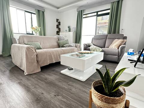 Cozy apartment near beach