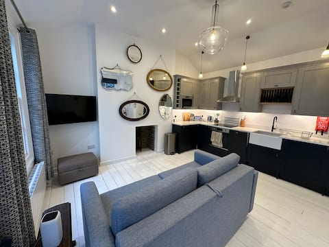 Top performing Airbnb: The Old Artist's Studio in Falmouth