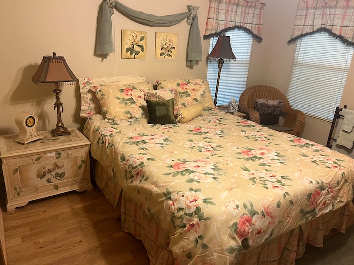 Quarto 3; Rainha