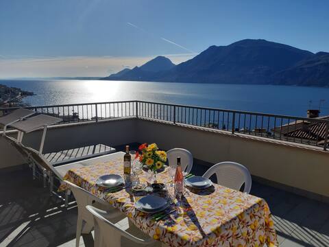 Apartment Ninfea lake view
