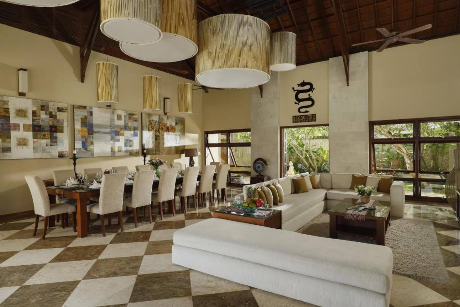 Exclusive Ocean Panorama 7 Bedroom Private Villa in Uluwatu 3