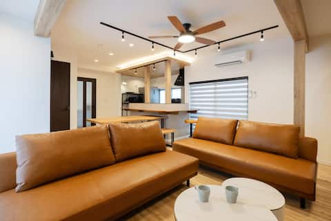 Open Sale/Entire Building 71 ㎡/Maximum 8 people/10 minutes by bus to Kashiwa Station/30 minutes to U