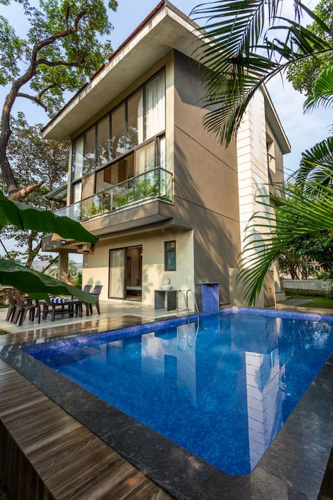 2. Lonavala 4BHK Private Pool Villa - The Aura