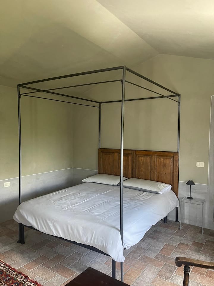 Camera "Ficaiola" Di Villa Poggio Bernone - Massa Marittima