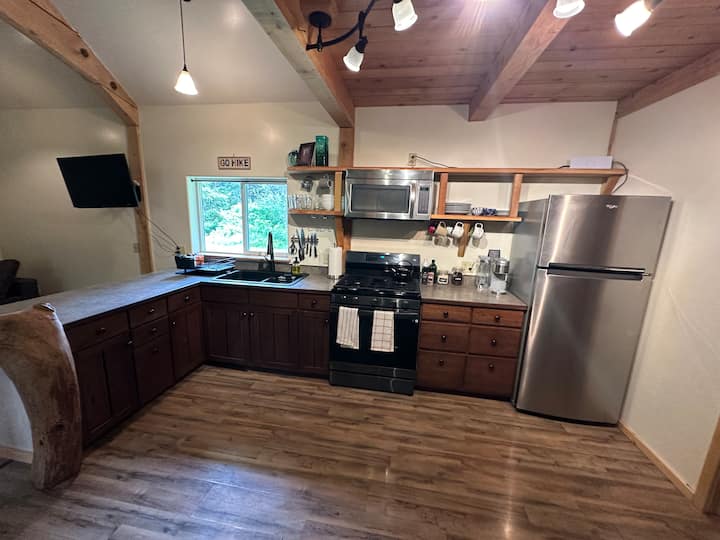 Exit Glacier Cottage