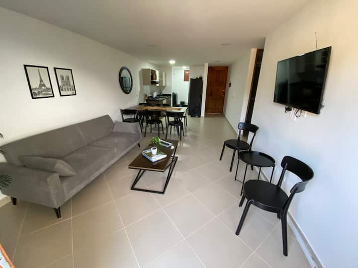 Apto Nuevo Con Parqueadero, Balcón Y Ascensor - Jardín