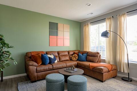 Top performing Airbnb: Walk to Parks, Games, Family Friendly, Fun Design! in Commerce City
