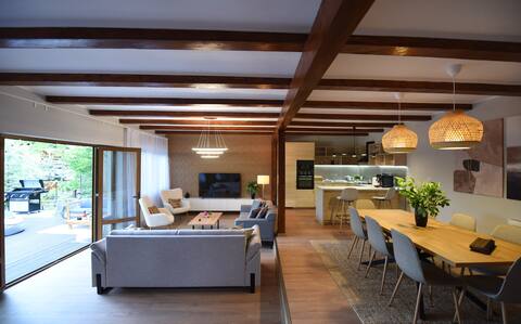 DAY DREAM HOUSE, great value for price! Welcome!