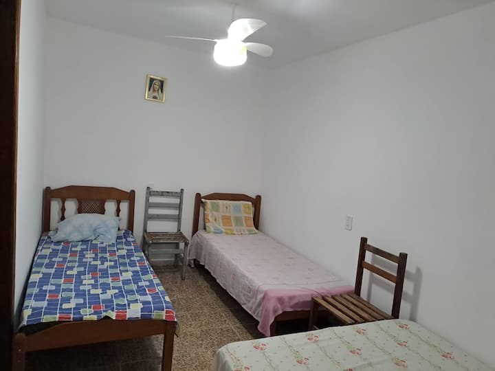 საძინებელი 1