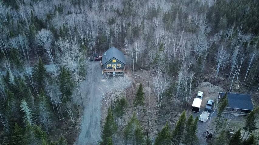 Trails End Lodge Fundy National Park area HOT TUB gallery image 4
