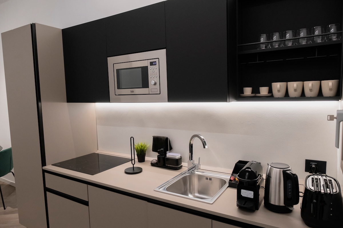 Airbnb performant: Entire designer apartment à Taranto