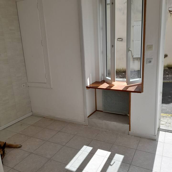 Appartement : F2
Rénové - Cognac