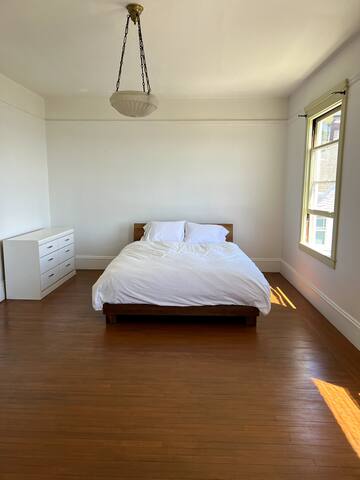 Buena Vista Charmer gallery image 5