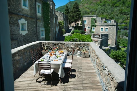 Large apartment with pool