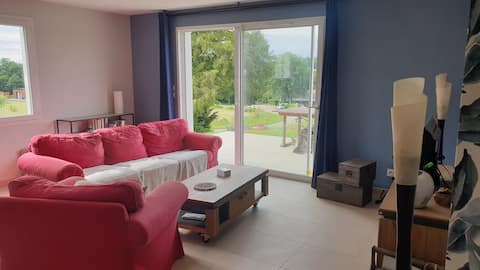 Quiet 2 bedroom house