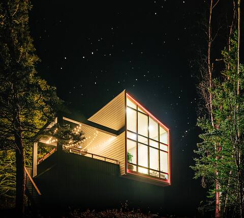 The Glass Cabin: BIG Lake Views