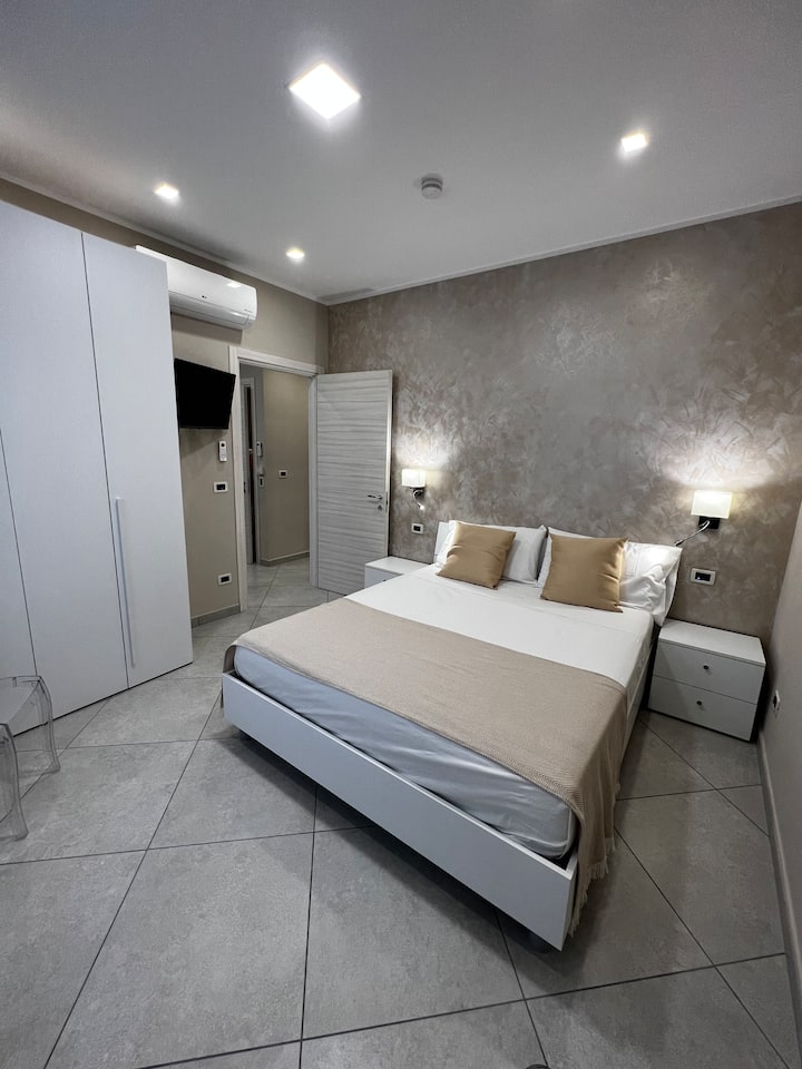 Apt Lamezia Centralairport Coral - Lamezia Terme