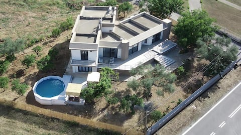 Terra Nova Luxury Villa