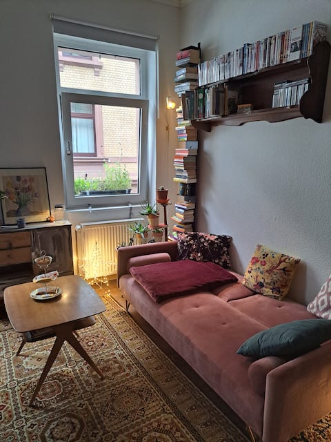 Popular Airbnb listing: Apartment nahe Deutsche Bank Park in Frankfurt Am Main