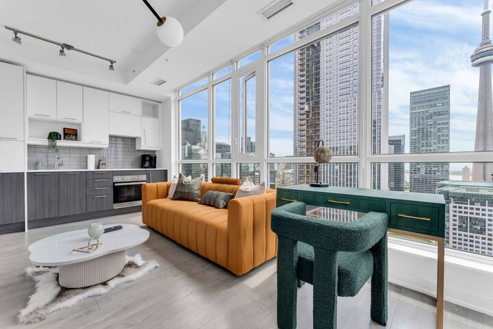 Designer 2BR & Study with spectacular city views gallery image 2