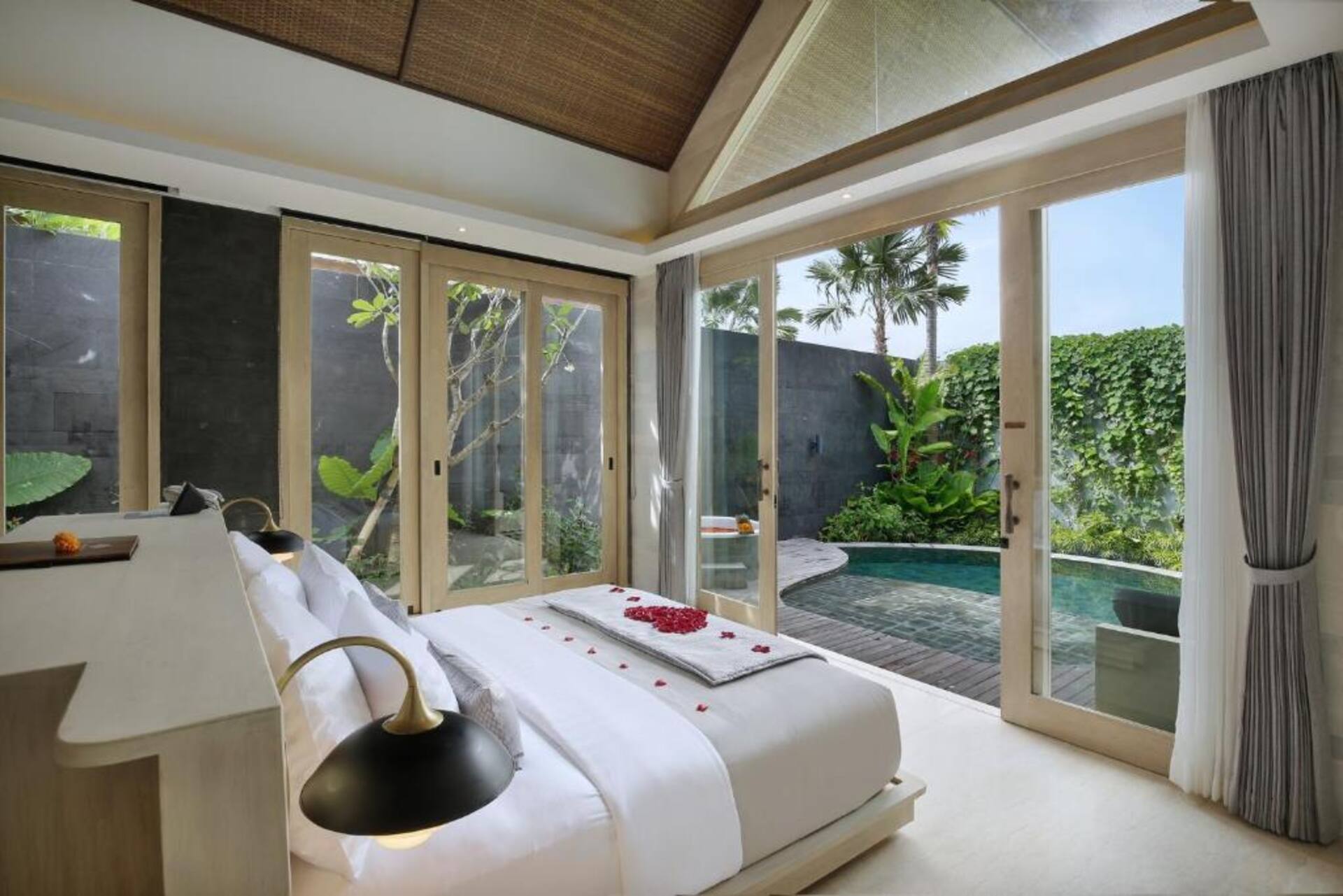 Romantic Tropical Nook 1 Bedroom Private Villa in Canggu 2
