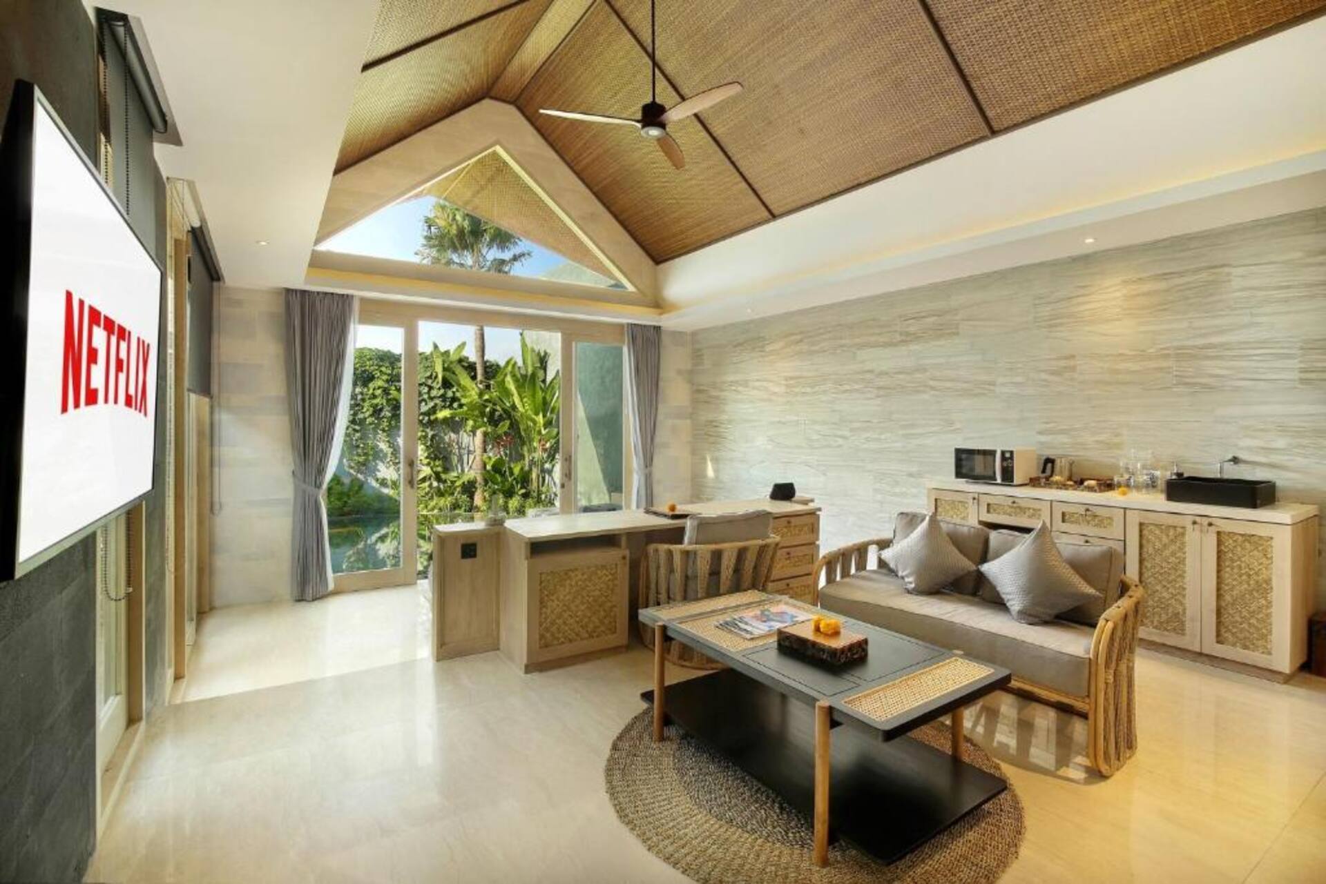 Romantic Tropical Nook 1 Bedroom Private Villa in Canggu 3