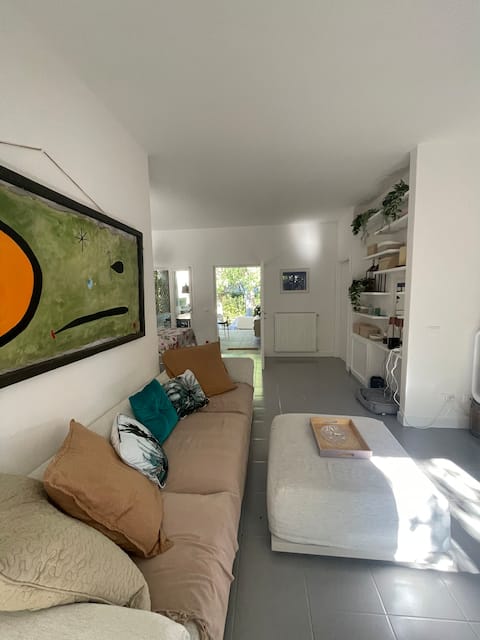 House in the countryside 5 minutes from the beach