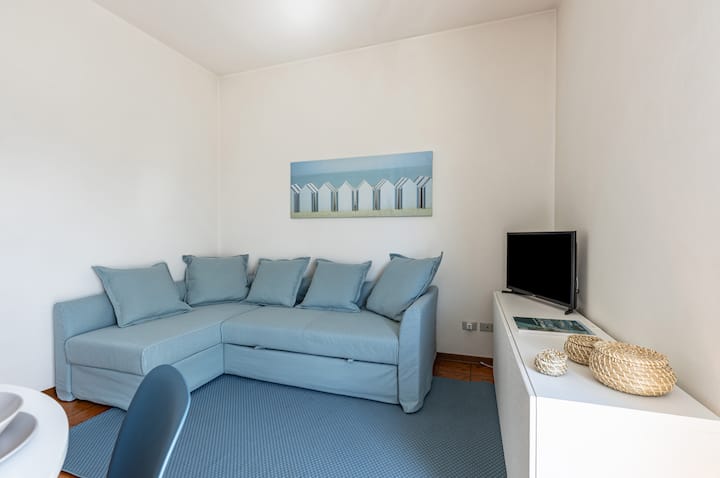 Guesthost - Apartment With Parking Near The Beach! - Viareggio