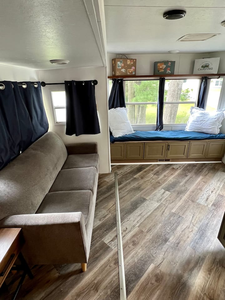 Tiny Pine Place - Traverse City, MI