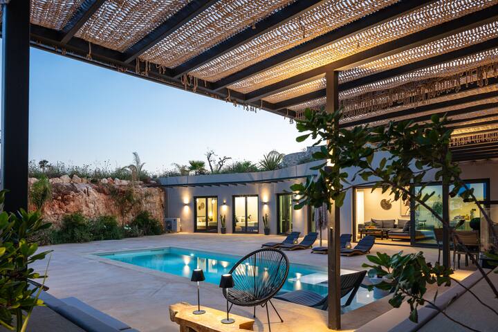 Villa NUS, Pool, Luxurious, quiet, cozy, New gallery image 2