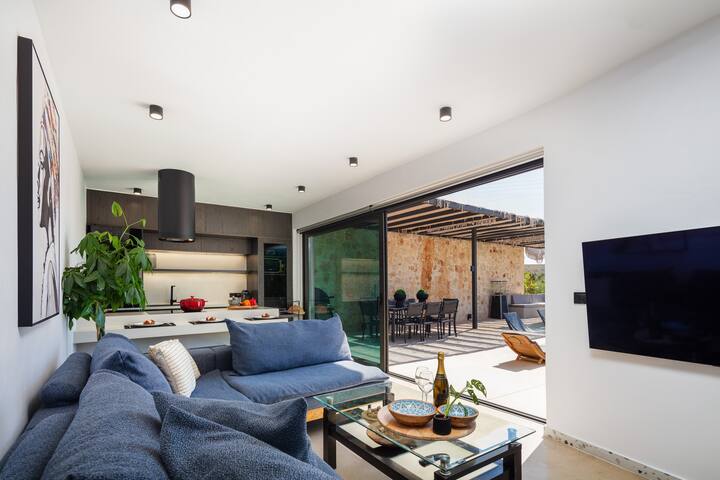 Villa NUS, Pool, Luxurious, quiet, cozy, New gallery image 3