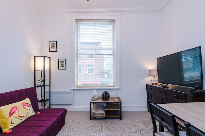 Delightful Apartment In The Centre Of Chester - Chester, UK