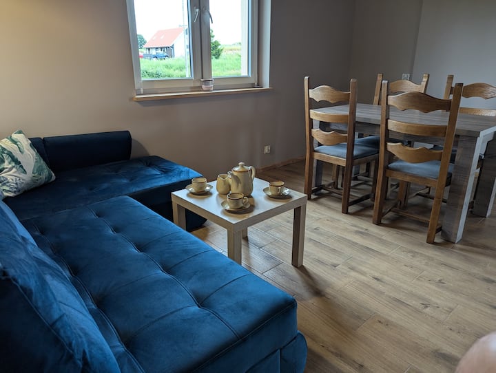 Sebule iliyo na kitanda cha sofa kwa watu 2. 