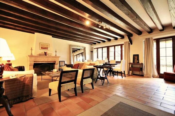 Beautiful house at a 20 min drive from Geneva ! gallery image 3